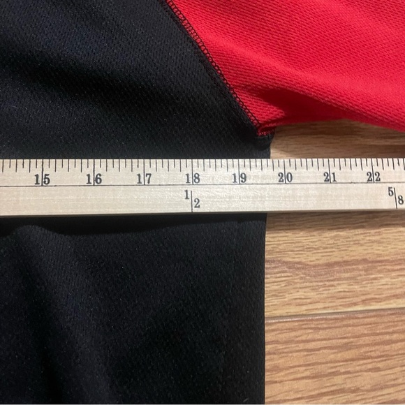 Y2K TapOut Hoodie Medium - Picture 5 of 7